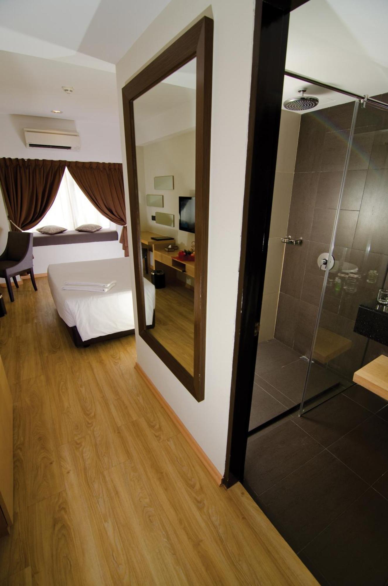 C'Haya Hotel Kota Kinabalu Phòng bức ảnh