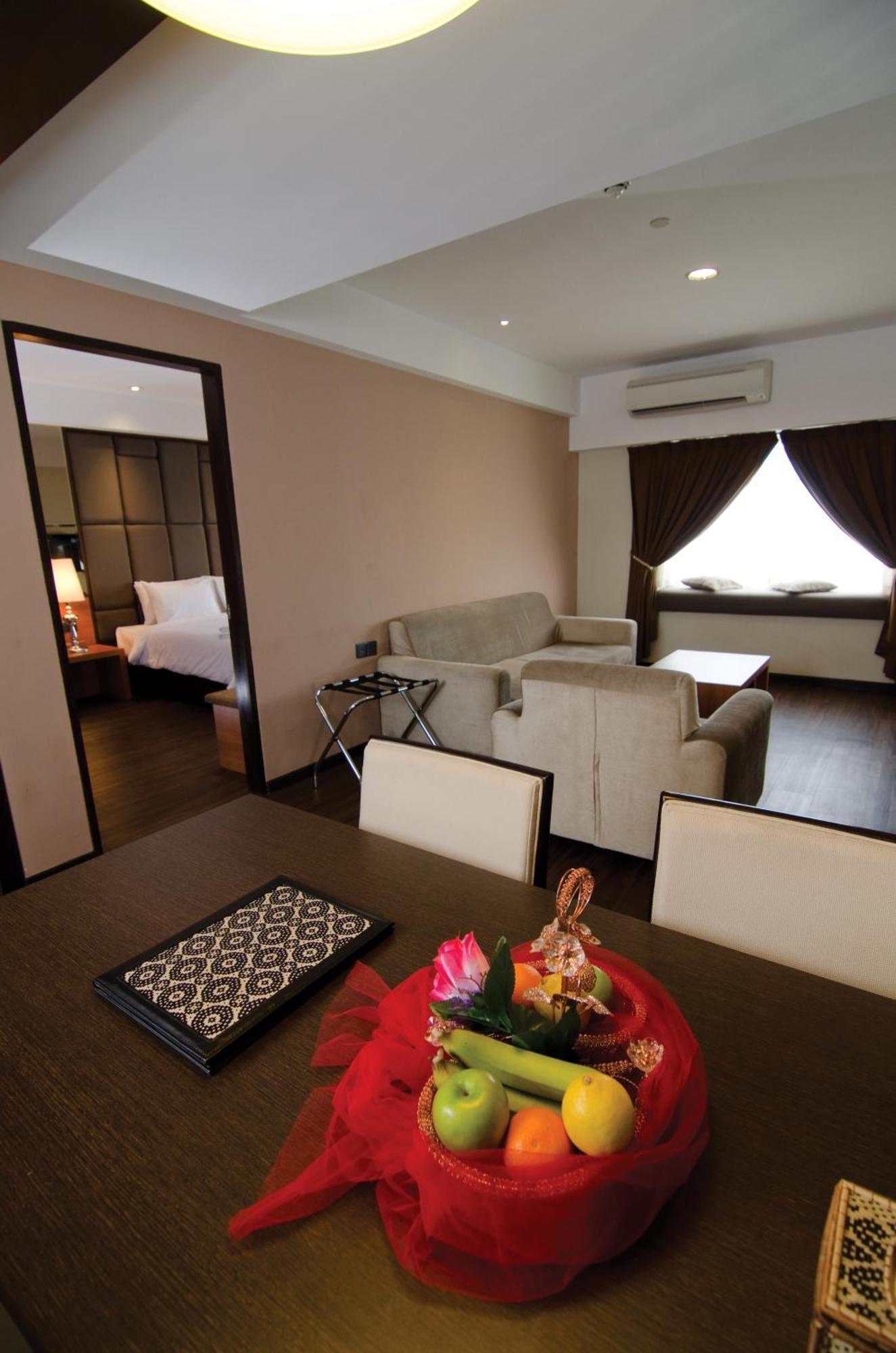 C'Haya Hotel Kota Kinabalu Phòng bức ảnh