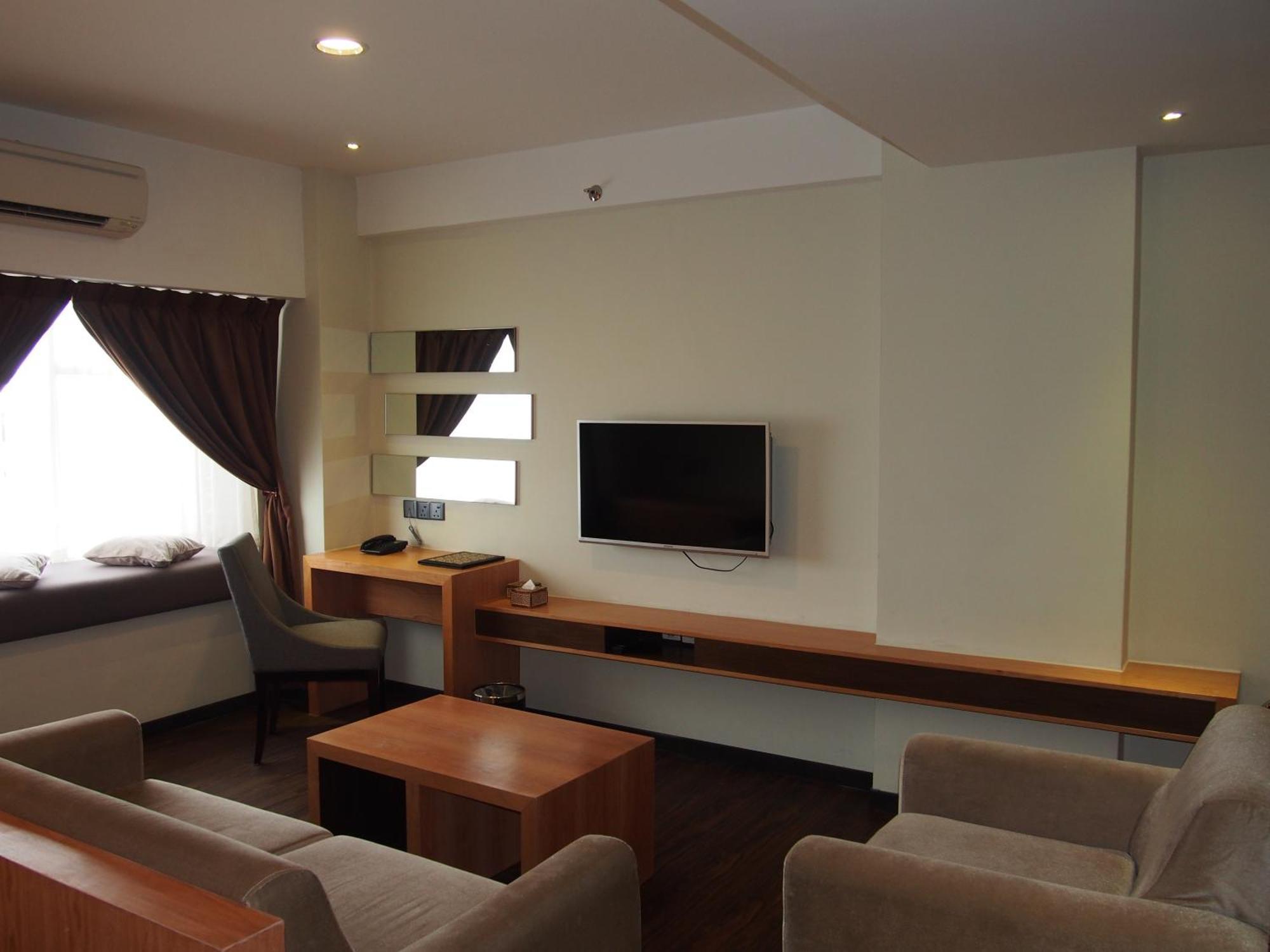 C'Haya Hotel Kota Kinabalu Phòng bức ảnh