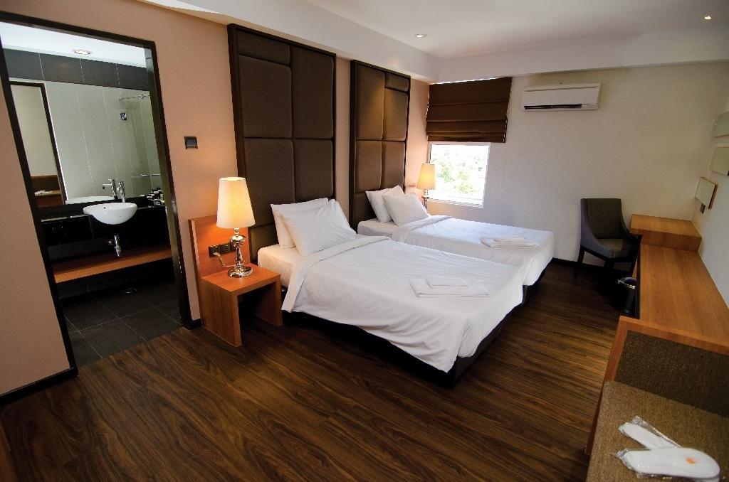 C'Haya Hotel Kota Kinabalu Phòng bức ảnh