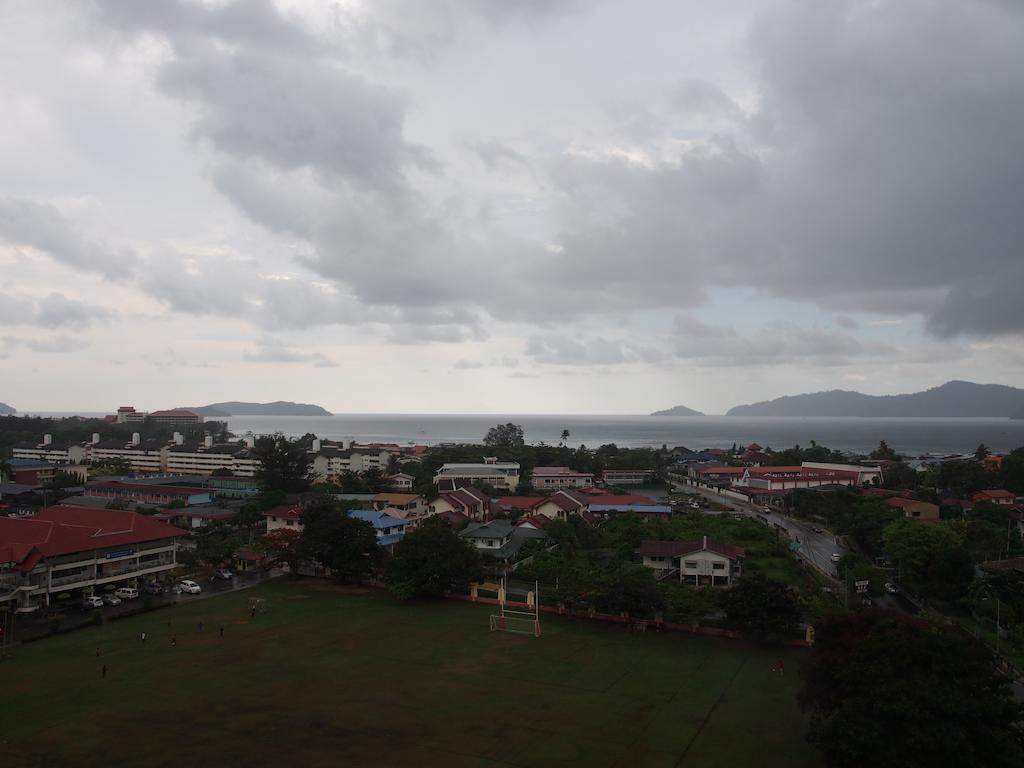 C'Haya Hotel Kota Kinabalu Ngoại thất bức ảnh