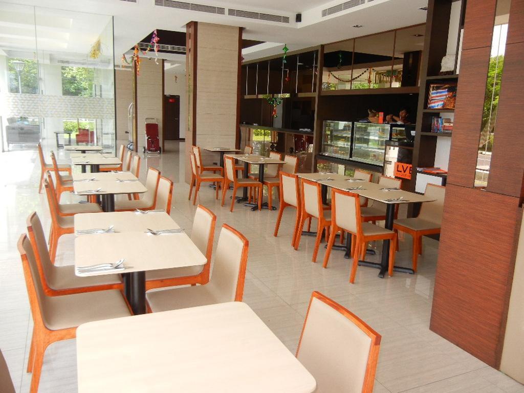 C'Haya Hotel Kota Kinabalu Ngoại thất bức ảnh