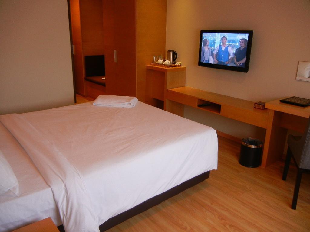 C'Haya Hotel Kota Kinabalu Phòng bức ảnh