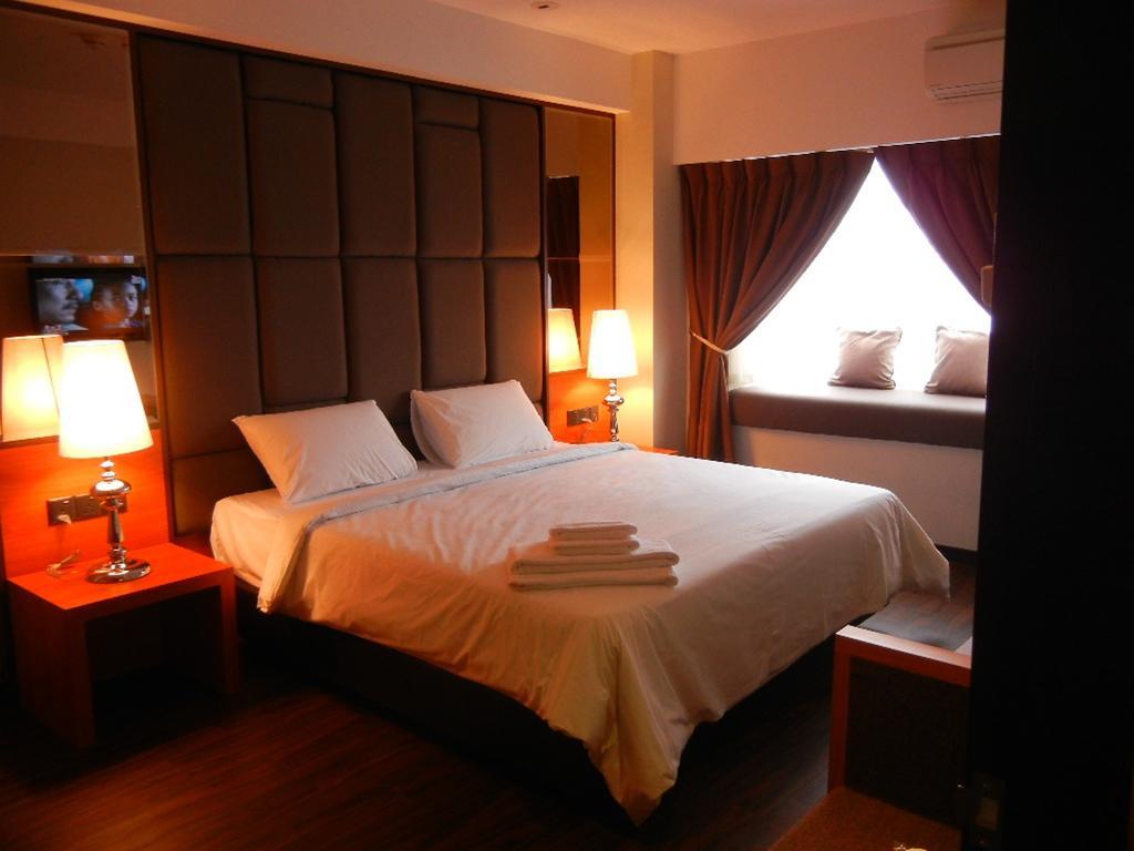 C'Haya Hotel Kota Kinabalu Ngoại thất bức ảnh