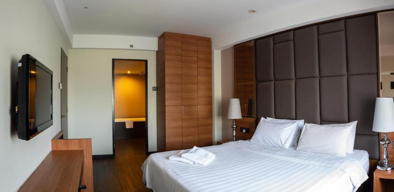 C'Haya Hotel Kota Kinabalu Ngoại thất bức ảnh